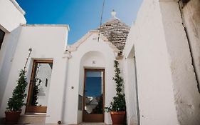 Ventitre- House Of Apulia Mea